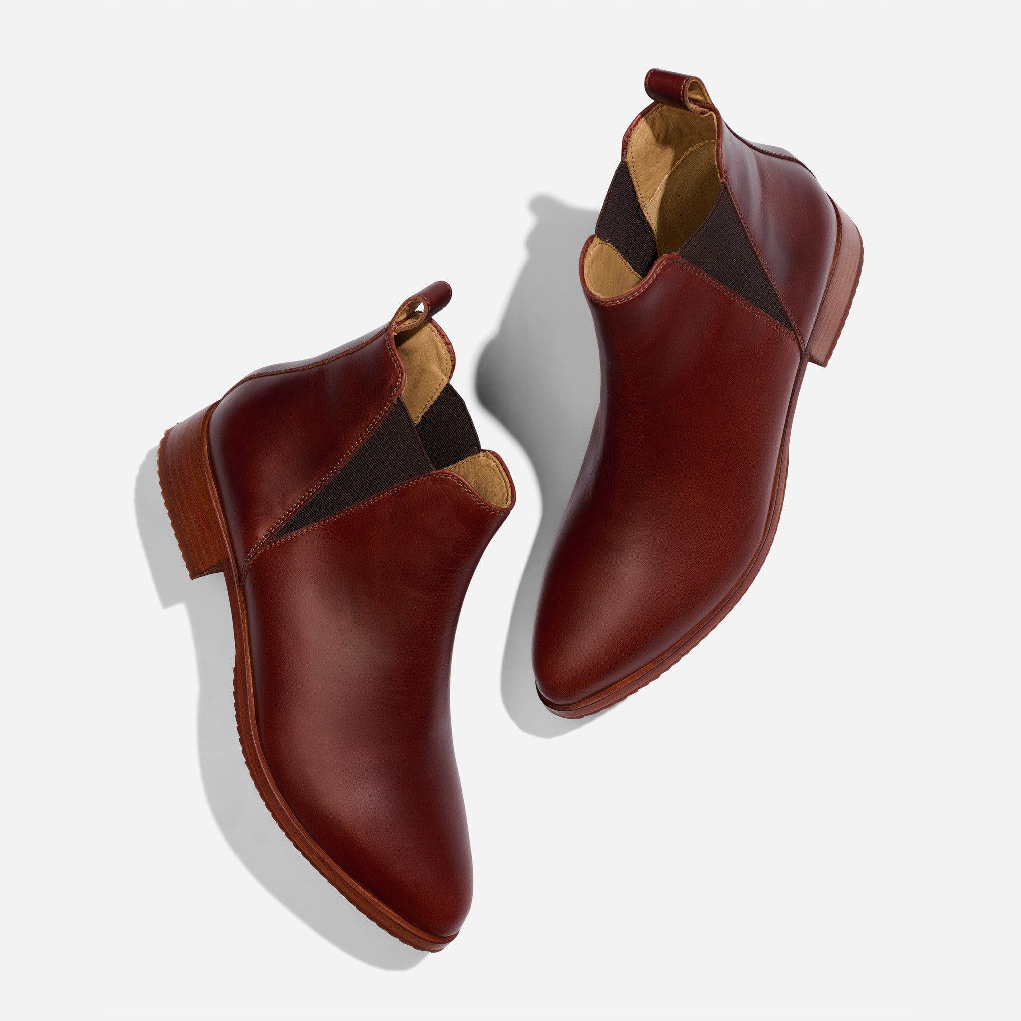 Eva Everyday Chelsea Boot Auburn