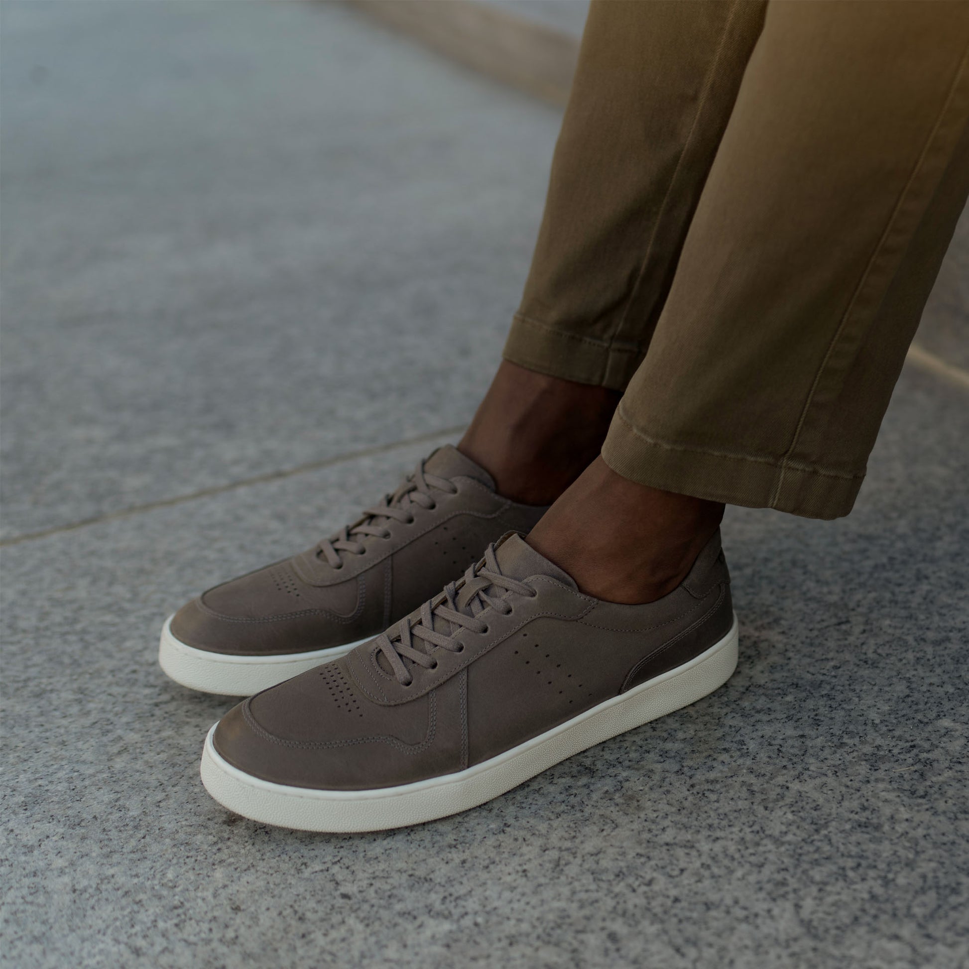 Men's Beto Go-To Court Sneaker Grey