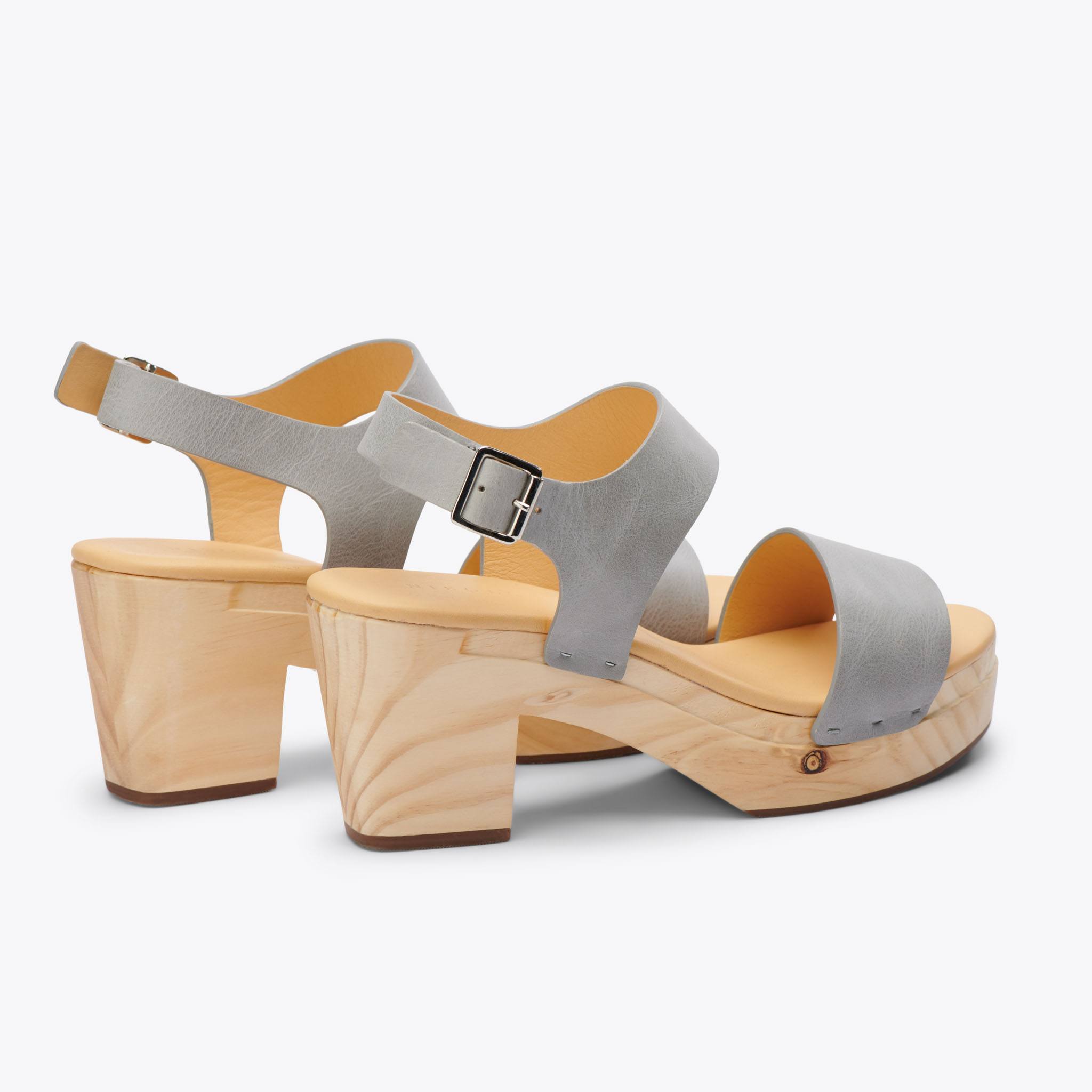 Product Image 4 of the All-Day Open Toe Clog Sky Grey Women's Leather Clog Nisolo 