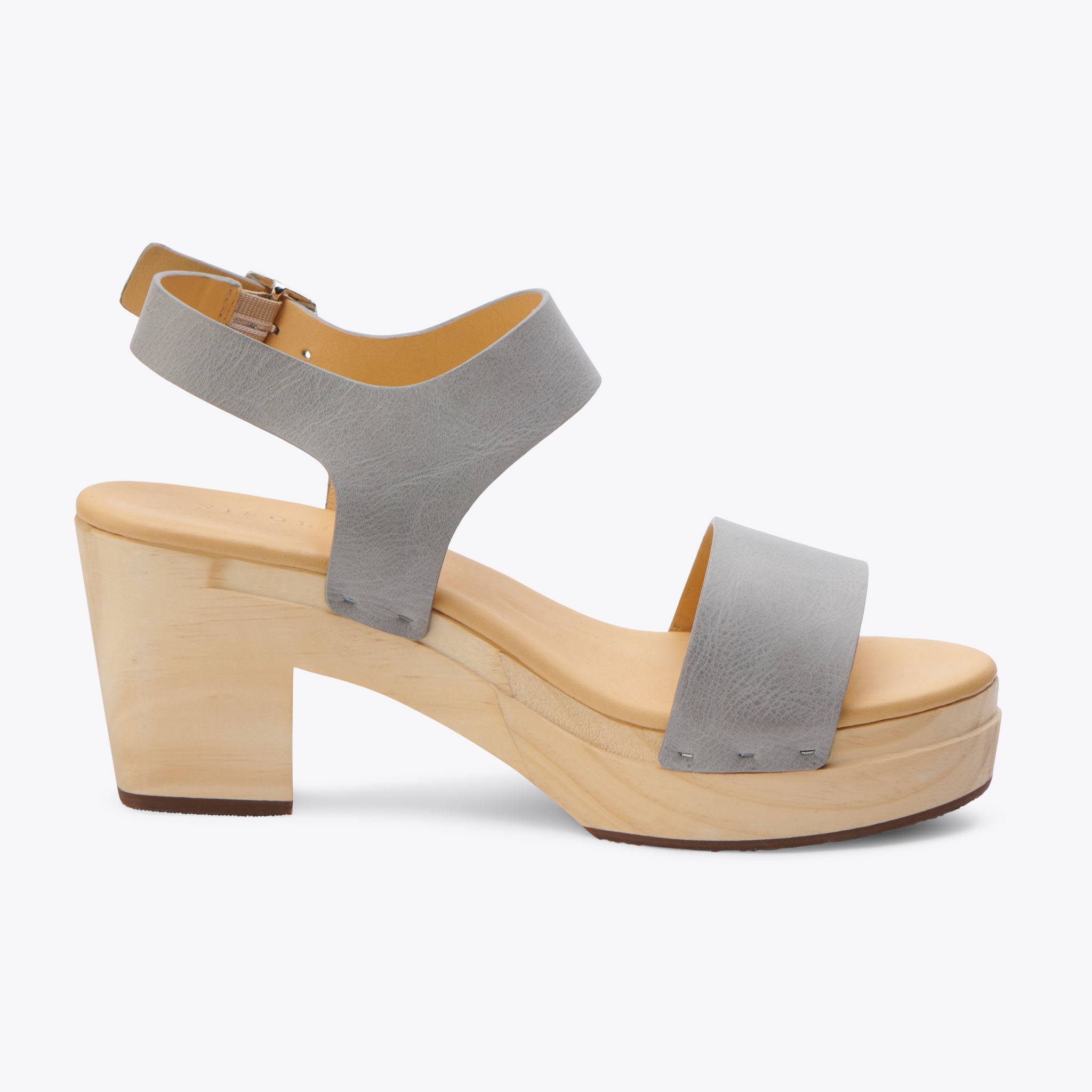 Product Image 3 of the All-Day Open Toe Clog Sky Grey Women's Leather Clog Nisolo 