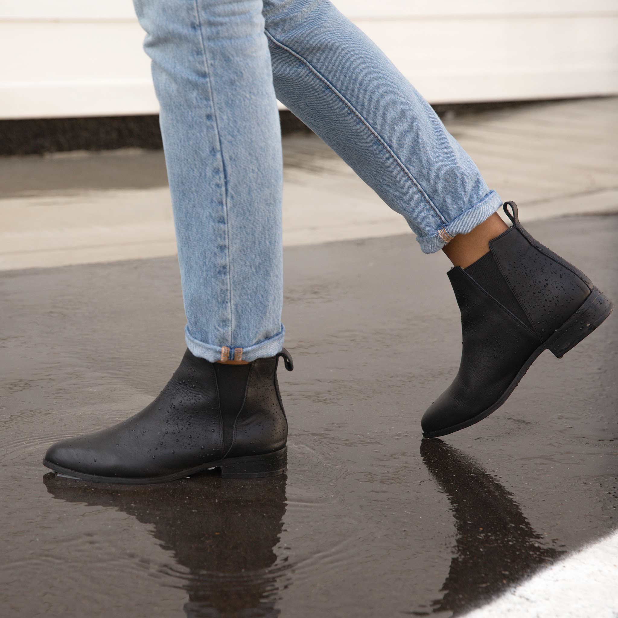 Classic Chelsea Commuter Boot Black/Black