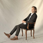 Image 5 of the Everyday Oxford Tobacco on model