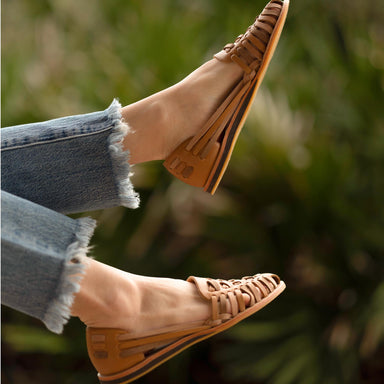 Image 1 Women's Huarache Sandal Saddle Brown Colorblock Women's Leather Slip On Nisolo on Model